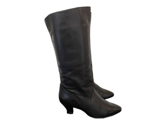 Vintage 1990s Black Leather Women Slouch Boots-US… - image 1
