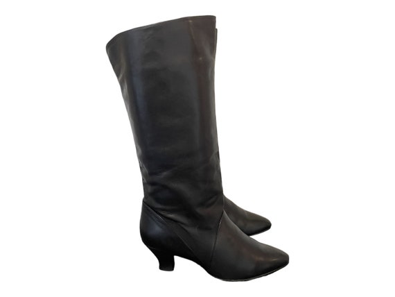 Vintage 1990s Black Leather Women Slouch Boots-us Women Size  display picture 1