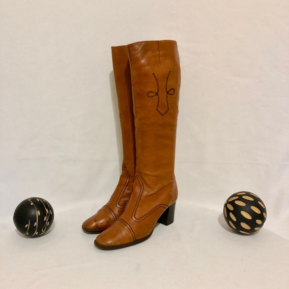 Vintage Go Go Boots. Size 7N Tall Burnt Orange Gen