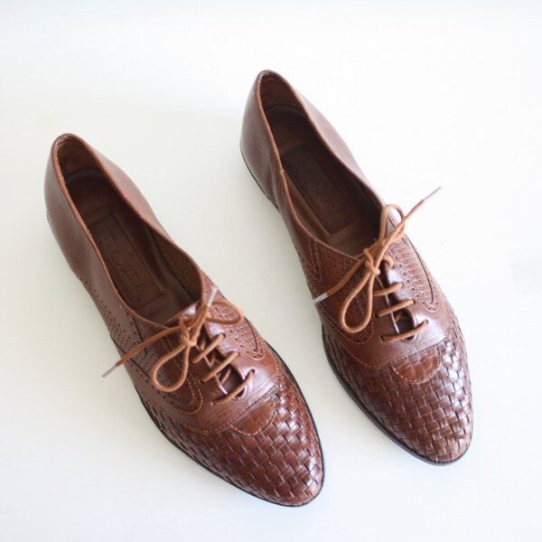 7.5 Woven Leather Lace Up Oxfords