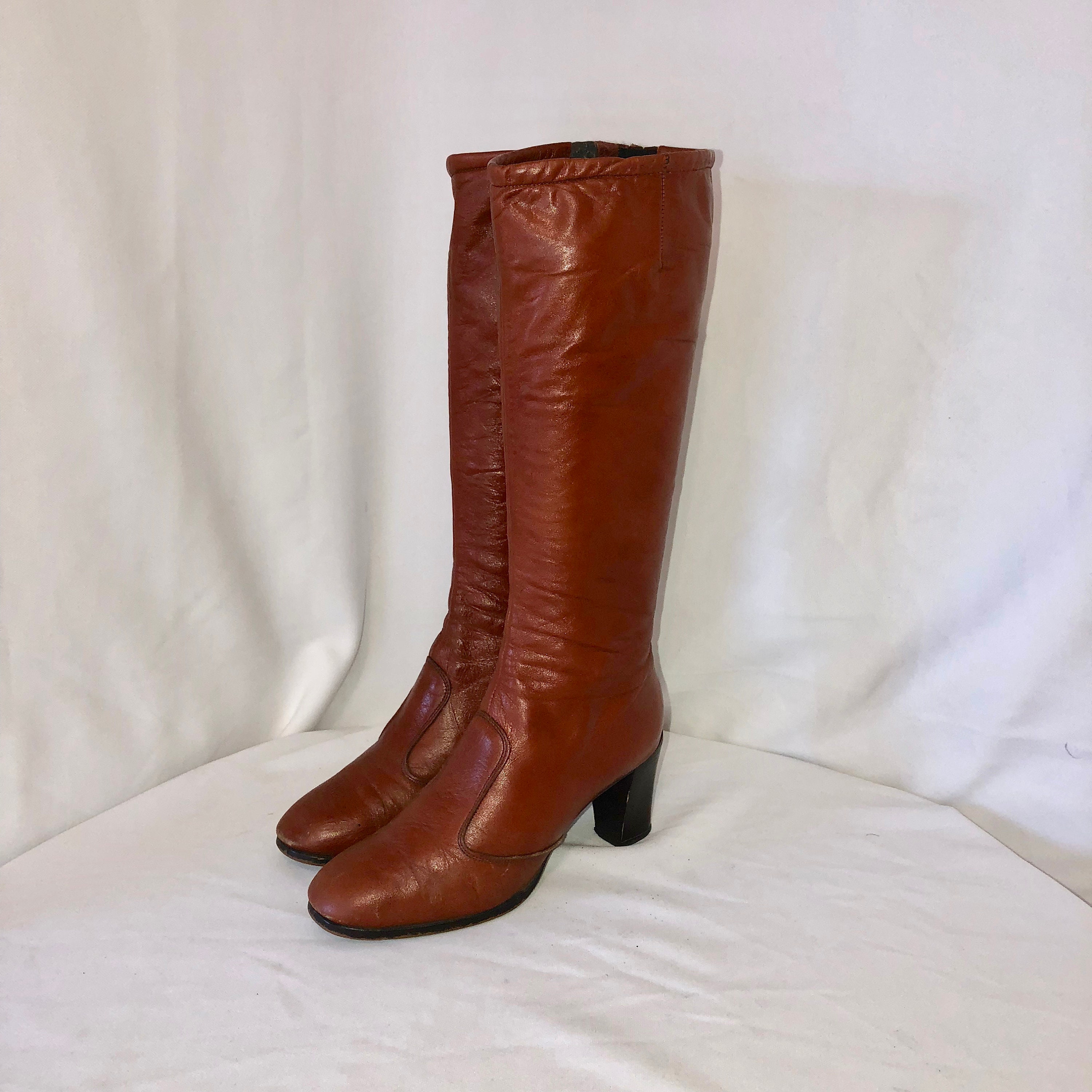 zip up walking boots