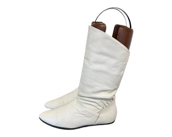 Vintage Boots-Cream Boots-US Women Size 7.5-Leather Boots-1980s-Maine Woods-Slouch Boots-Mid Calf Boots-White Boots-Vintage Women Wear.