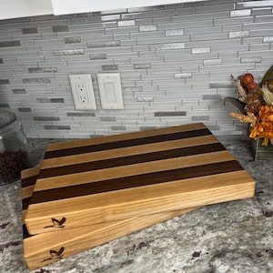 Walnut & Maple Edge Grain Cutting Boards- Chef Series (CS)