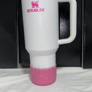 Pink glitter silicone tumbler boot