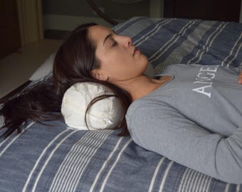 Organic Cotton Neck Roll Pillow: Kapok Fill, Eco-Friendly Support