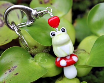 Cute frog keychain - red heart & adorable green frog on bright red polka dot mushroom - converts to purse and backpack charm