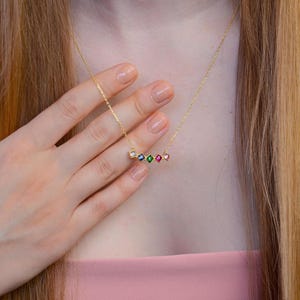 Collier de pierres de naissance mixtes en or massif 14 carats, collier de pierres de naissance familial personnalisé, coupe carrée, cadeaux pour elle, collier de pierres de naissance unique