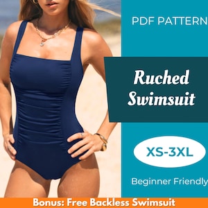 Può includere: Un costume da bagno arricciato blu navy con scollo quadrato e spalline larghe. L'immagine include il testo "PDF Pattern", "Ruched Swimsuit", "XS-3XL" e "Beginner Friendly".
