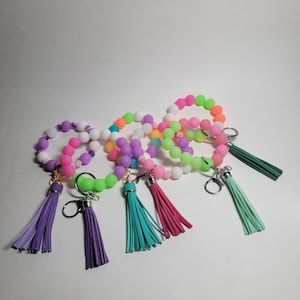 Glow in the Dark Silicon Beaded Wristlet Bracelet Keychain with Tassel