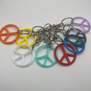 Llavero con el símbolo de la paz I Diseño de llavero personalizado I Llavero impreso en 3D I Regalos y decoración I Llavero I Paz I