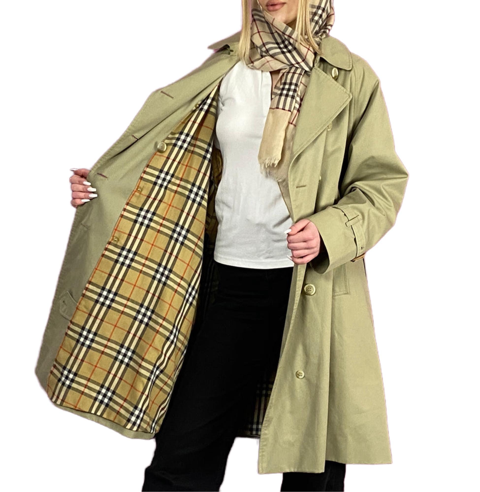 80s Burberrys Vintage Women's Belted Trench Coat - M Beige Cotton
