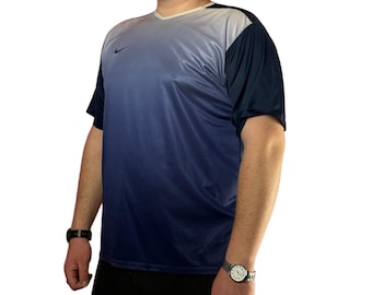 Y2K Nike Vintage Men's Gradient T-Shirt - XL Navy Blue Polyester