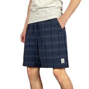 Nike Vintage Men&#39;s Plaid Sport Shorts - XL Navy Blue Nylon