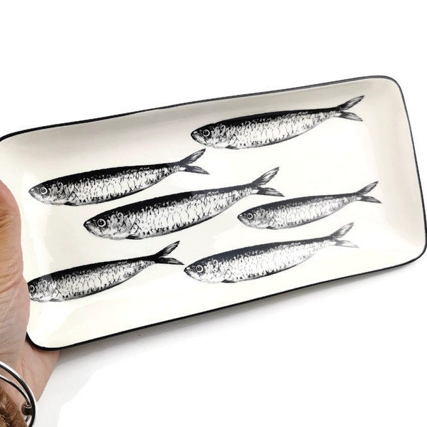 Ceramic black color portuguese tray with sardines home decor 29*13.5cm