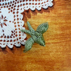 Mini Ceramic Green color with magnet portuguese swallow  decor swallow (7.5 x 5cm)