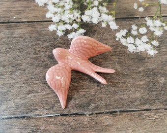 Mini ceramic pink swallow for wall decor (6.5x 8.5cm)