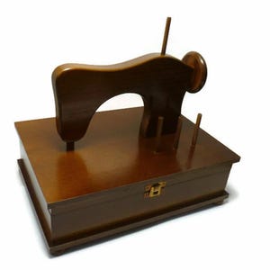 Caja de costura de madera estilo vintage con forma de máquina de coser