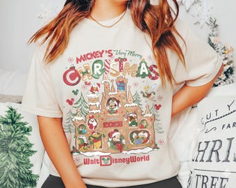 Vintage Mickey's Merry Christmas Party Shirt, Disney Lebkuchen T-Shirt, Mickey and Friends Weihnachtsshirt, Disneyland Familienurlaub Shirt