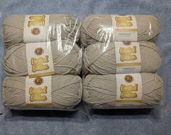 Lion Brand Limited Edition Premium Lot of 6 Catagory 4. Each skein 186 yds 150BG Greys Lot# 77048 18810