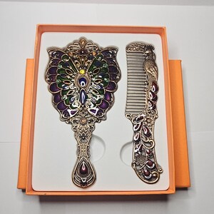 vintage style Exquisite Butterfly Mirror and Comb Set – Antique Handheld Dressing Mirror & Comb in Gift Box, Perfect for Gifting birthday