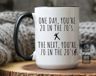 Regalo personalizado de 70 cumpleaños para hombres, taza divertida personalizada de 70 cumpleaños, taza de feliz 70 cumpleaños, regalo divertido para envejecer, regalo de cumpleaños para él