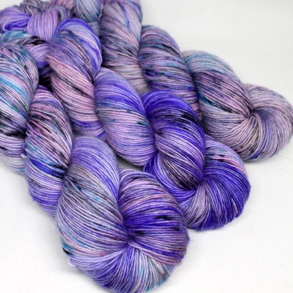 Hand Dyed Speckled Yarn - SW Merino Singles - Superwash Merino - 400 yards -  OOAK