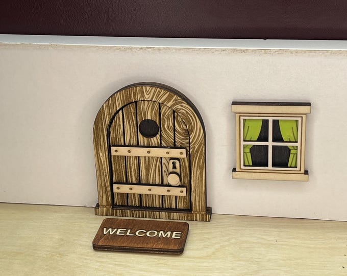 Handcrafted Fairy Tale Edition Mouse Door Whimsical Miniature Home Decor. 3 Inches tall.