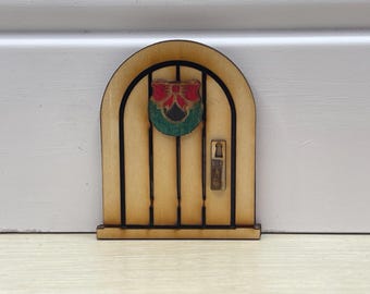 Mini Xmas Wreath for Mouse  / Fairy Door, 2" Tall Size