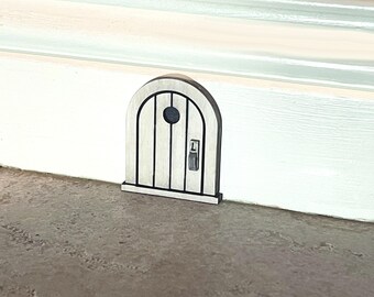 Cute Lil’ Painted Mouse Door - Farmhouse White (OG Style)