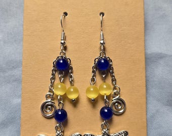 Pendientes con dijes de cuentas
