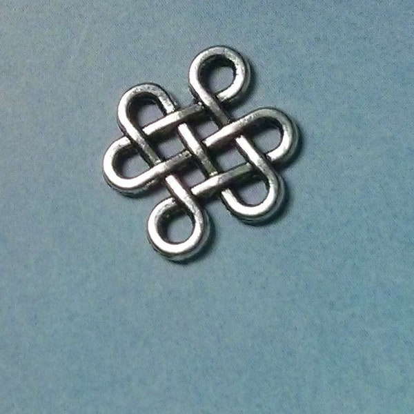 SALE - 10 infinity knot connectors, silver tone, 17mm