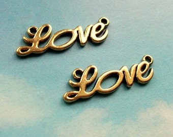 SALE - 20 cursive 'Love' connectors, gold tone, 32mm