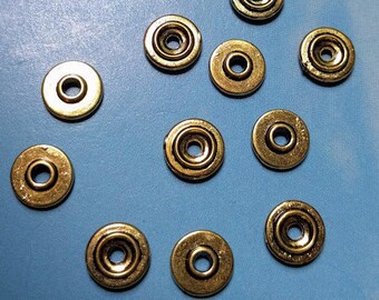 20 round spacer beads, stackable gears / sprockets / ufos, antiqued gold tone, 8mm