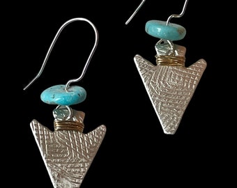 Sterling Silber Pfeilspitze Ohrringe. Türkise Pfeilspitzen. Schmuck der amerikanischen Ureinwohner. Designer Indianer Schmuck. Leichte Ohrringe.