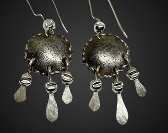 Sterlingzilveren oorbellen met veren/Lichtgewicht veren/Lange hangoorbellen/Zuidwestelijke sieraden/Echtzilveren verenoorbellen