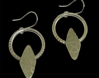 Boucles d’oreilles en argent sterling. Bijoux cadeaux de Noël. Boucles d’oreilles design légères. Boucles d’oreilles rondes en argent uniques. Boucles d’oreilles sud-ouest.