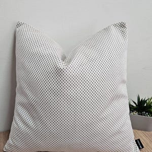 高級ベルベット枕カバー、Beyaz Siyah Mikro Desen Kırlent、Fitilsiz Dekoratif Yastık Kılıfı