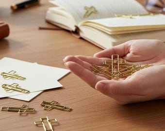 金色の十字架のペーパークリップ：キリスト教のしおり、聖書研究用アクセサリー