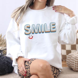 Cute  sweatshirt Smiley face Happy Happiness kind and pleasant Gift Retro Vibes Unisex Heavy Blend™ Crewneck Sweatshirt