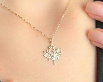 Geometrische esdoornbladketting, Canada cadeau voor haar, bladgoudhanger, minimalistische natuursieraden, gouden sierlijke origamiketting, cadeau voor haar