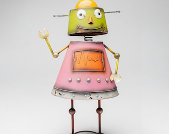 Art lunatique de jardin de robot de fille en métal - sculpture de jardin extérieure de style vintage