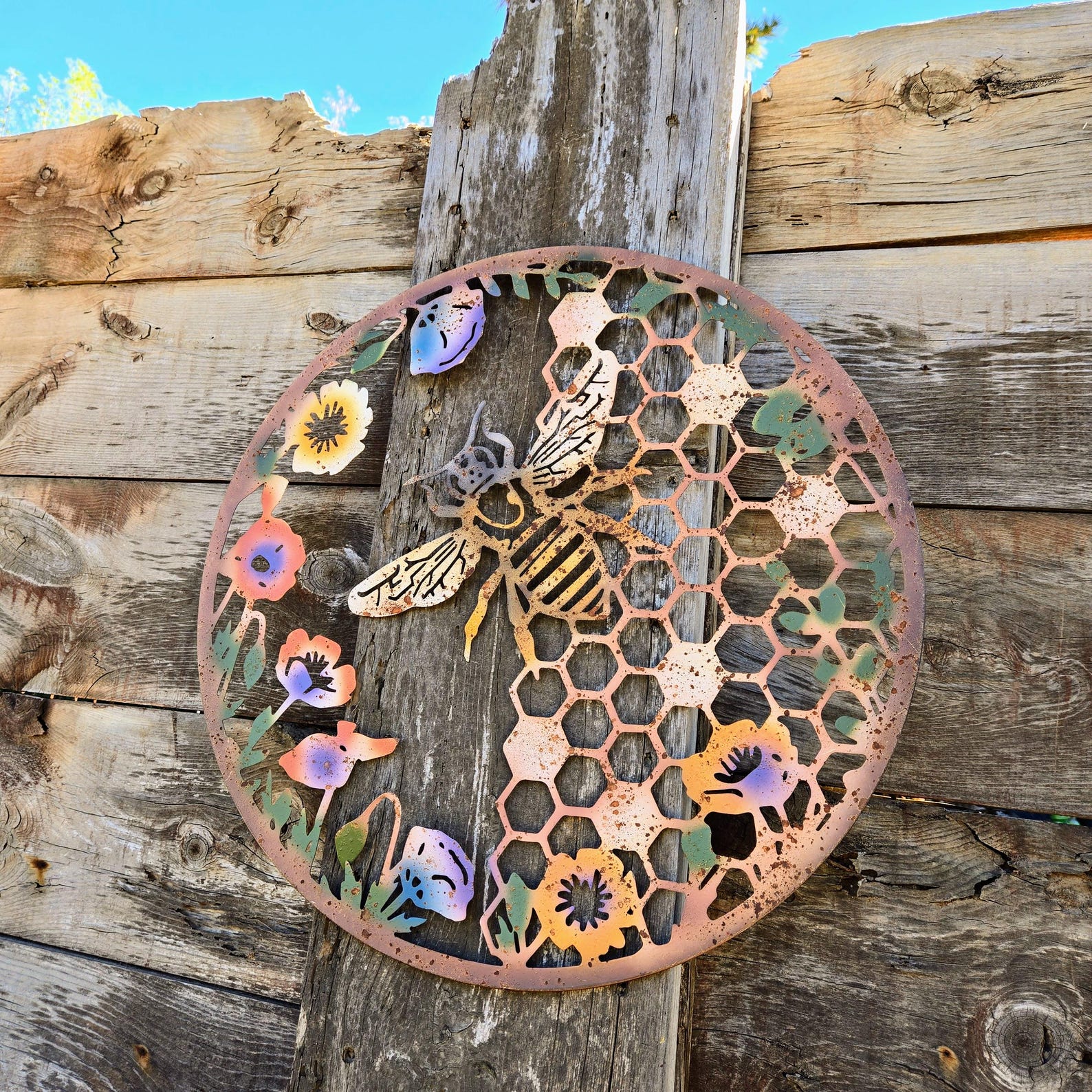 Vintage Metal Bee Wall Art – Rustic Garden & Boho Outdoor Wall Decor - Etsy