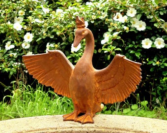 Metal Crowned Goose Cast Iron Sculpture – Spreading Wings Garden Bird Statue, Whimsical Animal Decor