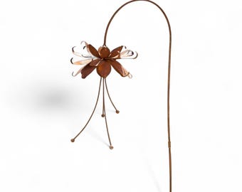 Rustic Metal Flower Stakes: Low-Carbon Steel Garden Art