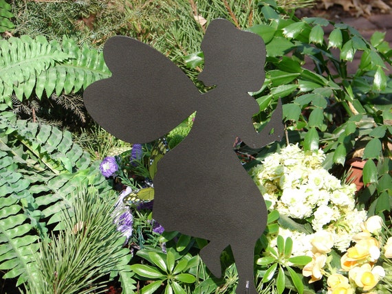 METAL GARDEN STAKE YARD DECOR LAWN ORNAMENT RUSTY FAIRY