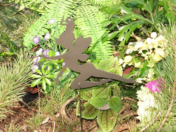 METAL GARDEN STAKE YARD DECOR LAWN ORNAMENT RUSTY FAIRY
