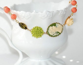 FREE SHIPPING Bracelet Flowers Cameo Green Olive glass german jewles French Blossom Vintage Beads White Shabby chic Girly Bridal Retro