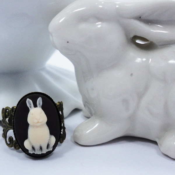 Ring Brown cream Rabbit Gothic  Bunny goth SHabby Chic  Antiqued Brass  cute sweet retro english charm  girl retro