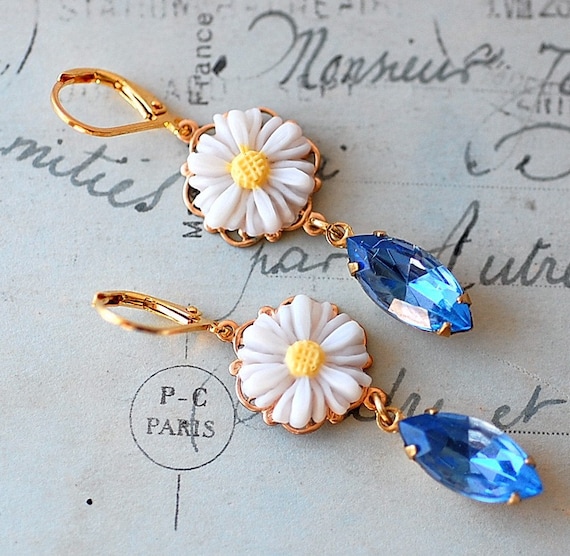 FREE SHIPPING Daisy Blue Earrings Swarovski Crystals Shabby Etsy