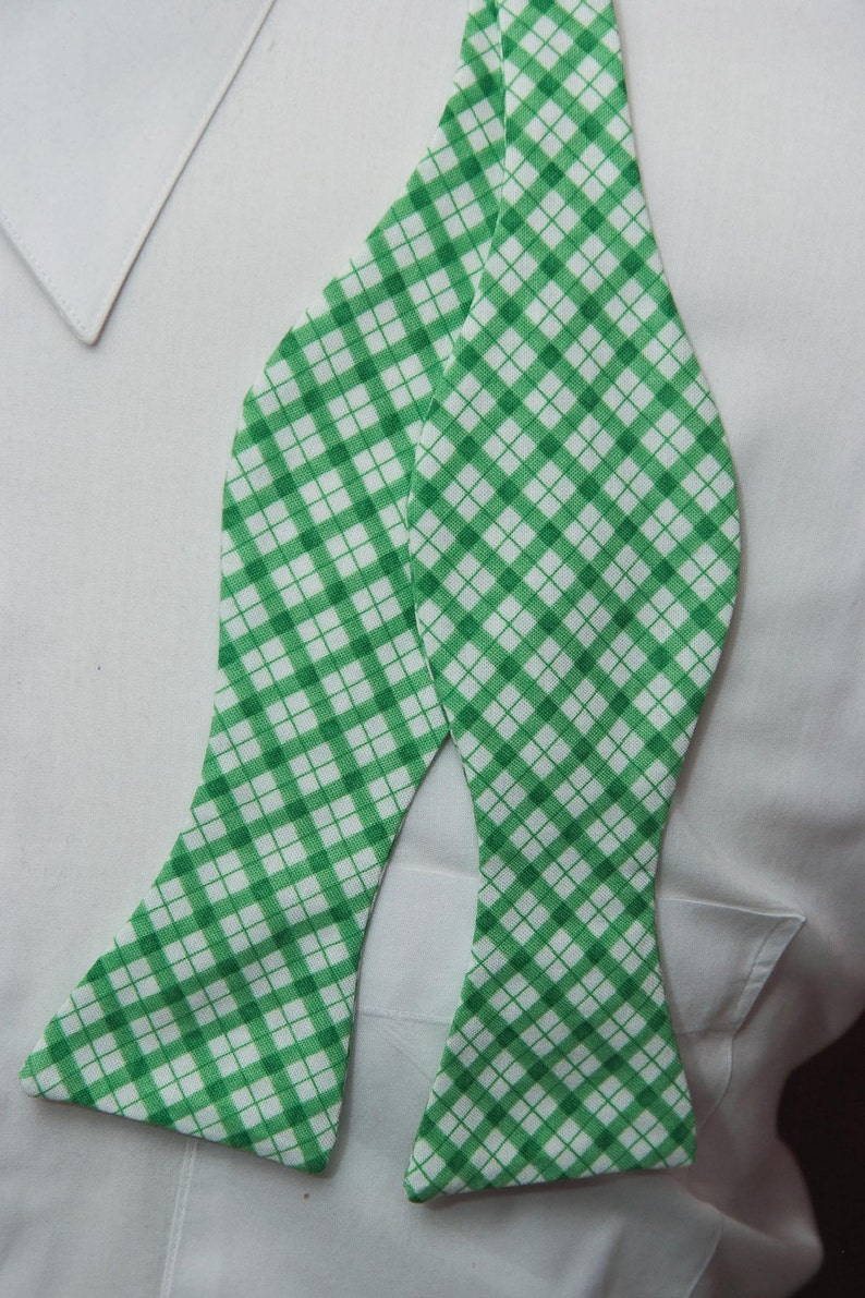 Green and White Argyle Bow Tie image 2